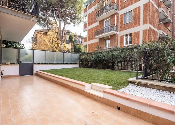 Garden House By Buddyrent Apartament